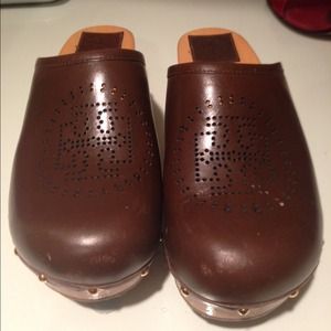 Tory Burch Brown Gold Clogs