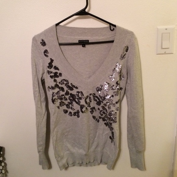 || EXPRESS SWEATER ||