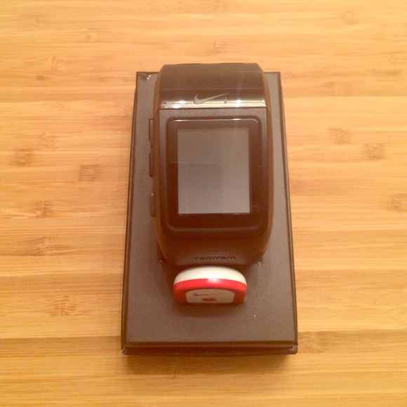 🔴SOLD🔴Nike sportswatch gps