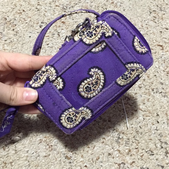 Vera Bradley wristlet!! - Picture 1 of 3