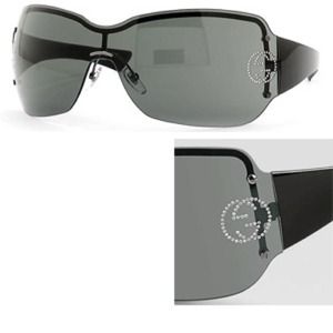 Authentic GUCCI black sporty sunglasses.