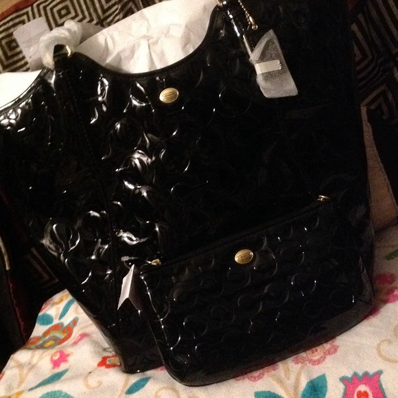 Authentic Coach black Purse and POUCH