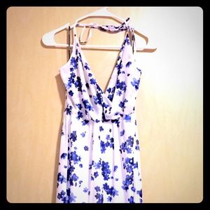 Cute white with blue small flowers maxi dress
