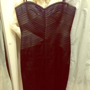 Sexy BCBG strapless sheath