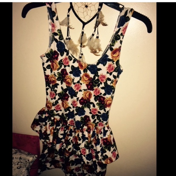 floral dress 🌸🌷🌺💐🍁