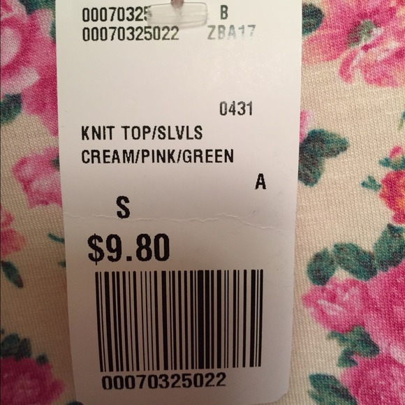 Forever 21 Floral Tank - Picture 3 of 3