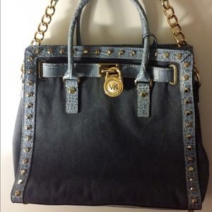 Almost brand new MK hamilton Large Square Bag!