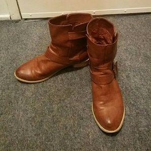 Forever 21 brown ankle boot