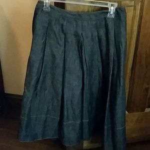 Talbots full swishy blue denim skirt...EUC