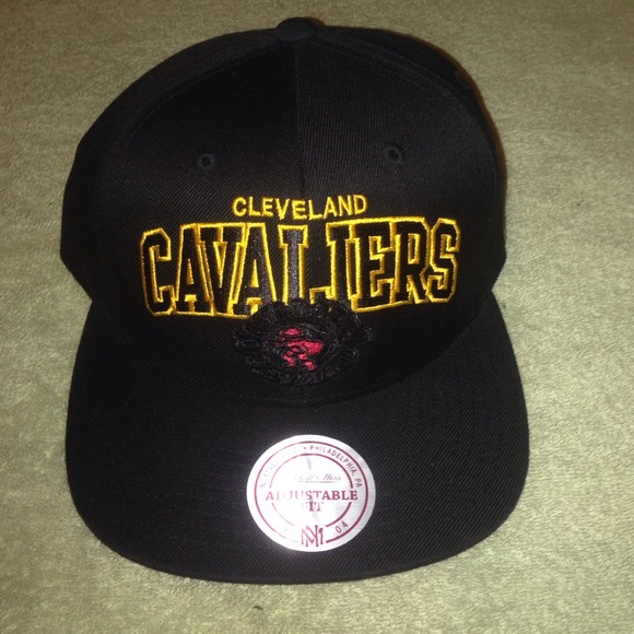 Cleveland Cavaliers Mitchell & Ness SnapBack