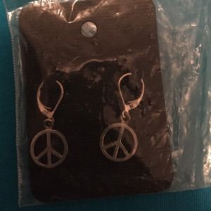 Peace sign earrings!