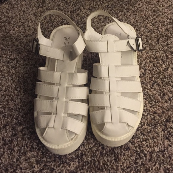 Cute sandals! - Picture 2 of 2