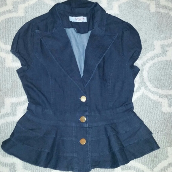 Peplum blazer sz L