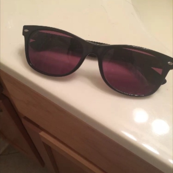 Ray-Ban Wayfarer Sunglasses