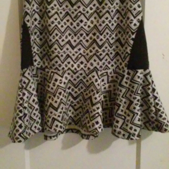 Top - Picture 2 of 2