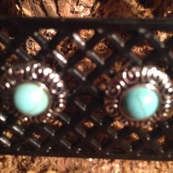 Free People ' silver and turquoise earrings! - Picture 3 of 4
