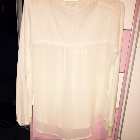 Top - Picture 2 of 4