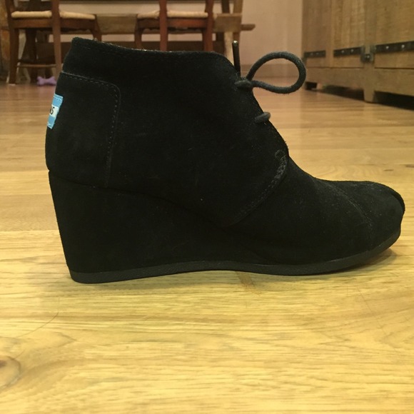 TOMS Black Suede Women's Wedges