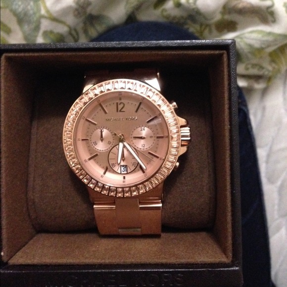 Michael Kors rose gold watch!