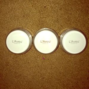 L'Aveu Facial Care Bundle (will negotiate)