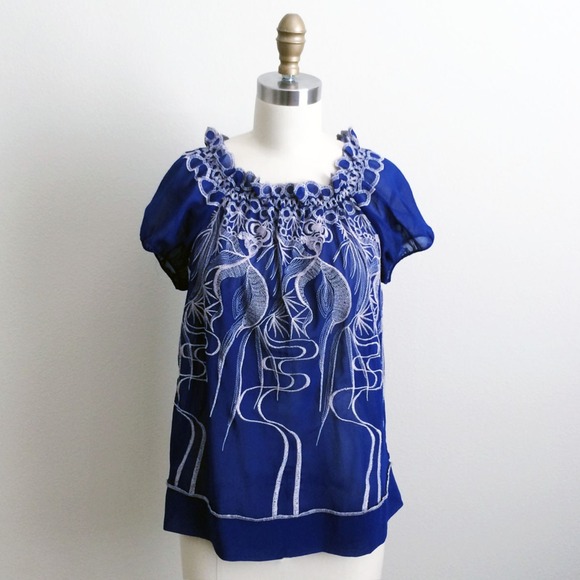 💞 Anthropologie Beautiful Embroidered Blouse 💞 - Picture 1 of 4