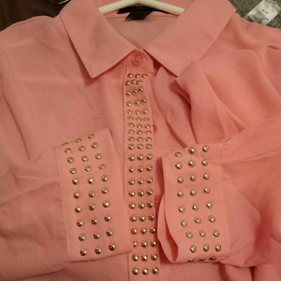 Sold .............Shirt - Picture 3 of 4