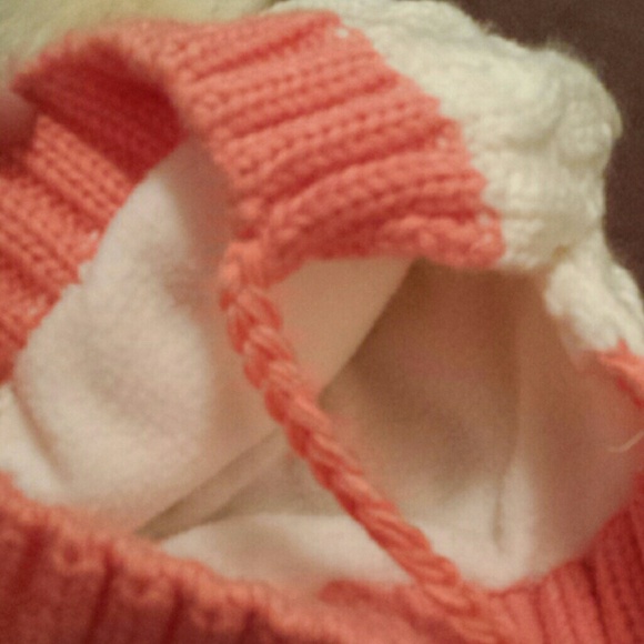 Sold .......Hat - Picture 4 of 4
