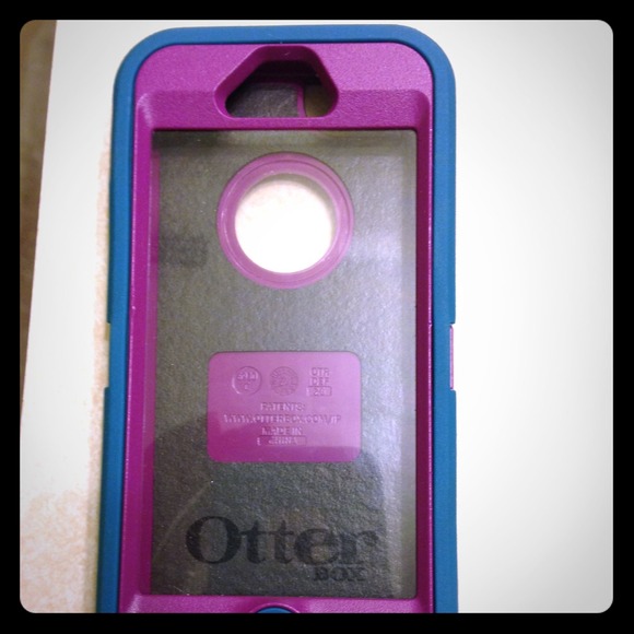 OtterBox Iphone 5 *teal and purple* Used ONCE!