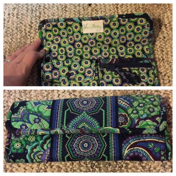 Vera Bradley trifold wallet
