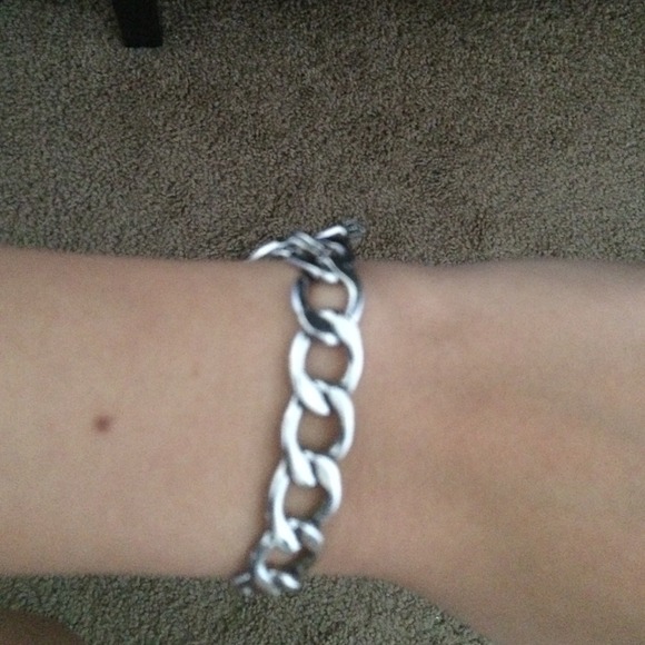 Charm bracelet