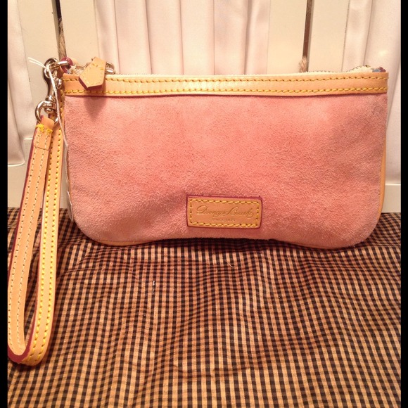 NWOT Dooney & Bourke Pink Wristlet