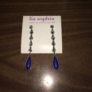 Lia sophia earrings