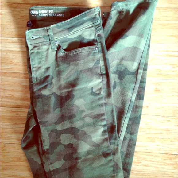 Camo pants