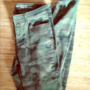Camo pants