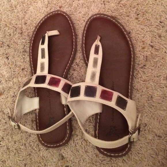 American Eagle Sandals
