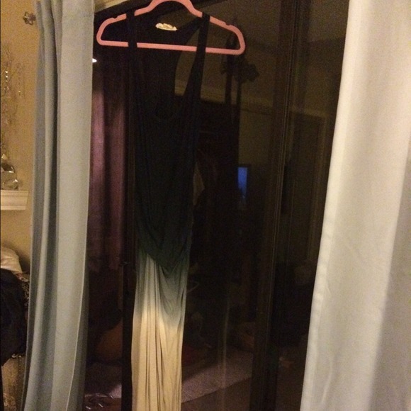 💓bundle💓Black ombré maxi and white maxi