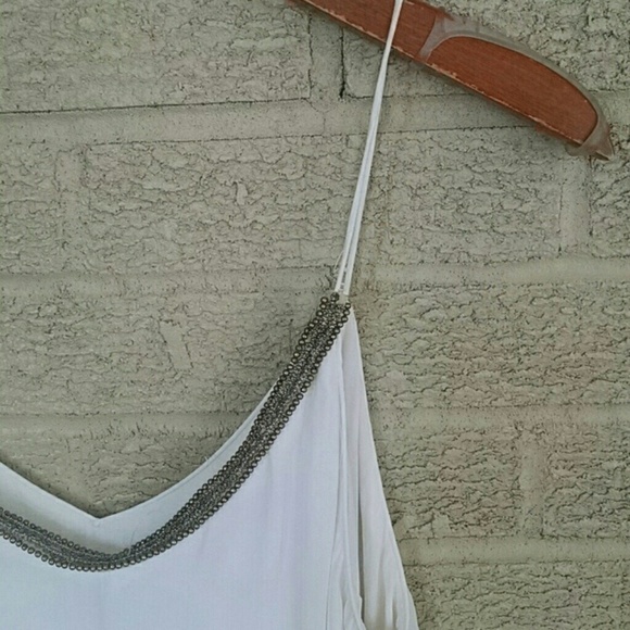 🎁Bundled🎁 🎉HP🎉 ZARA applique tank - Picture 2 of 4