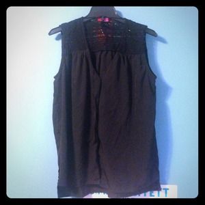 Flowly black top w/ lace