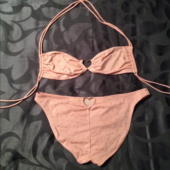 Victoria's Secret swim suit. Good condition.