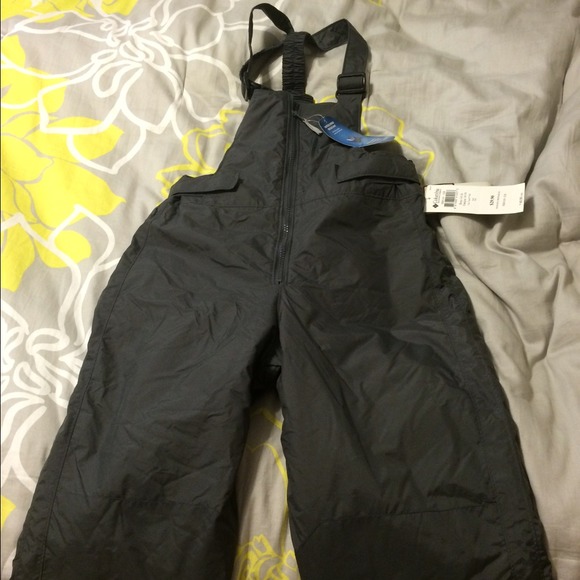 youth ski bib 15/16. columbia. nwt price is firm