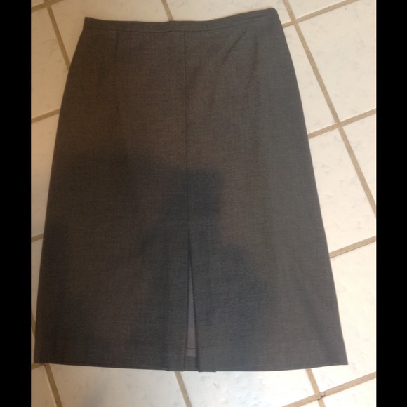 Ann Taylor Loft gray skirt