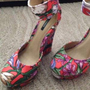 Forever 21 Shoes - Forever 21 floral wedges Forever 21 Shoes - Forever 21 floral wedges