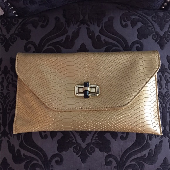 Yellow Clutch