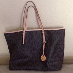 MK Travel Tote