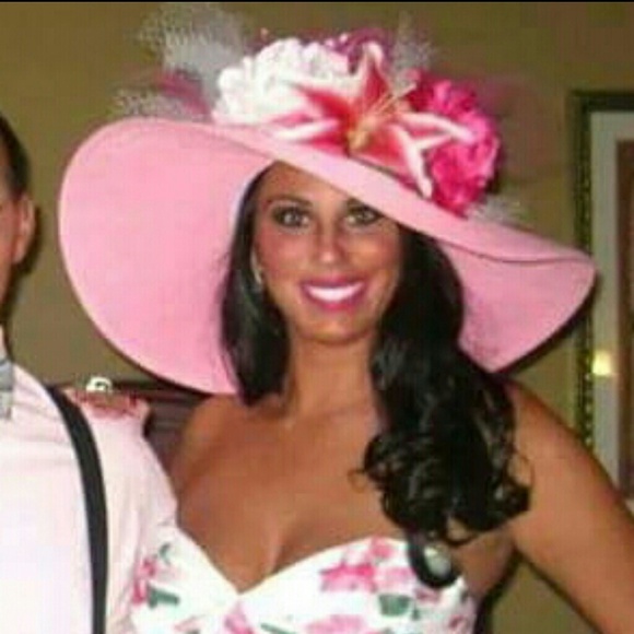 Custom pink Kentucky Derby/Oaks hat - Picture 2 of 2