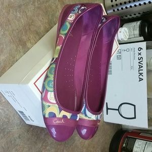 Coach flats, excellent used condition