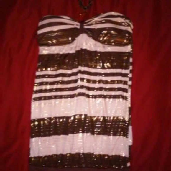 Dress - Picture 2 of 3