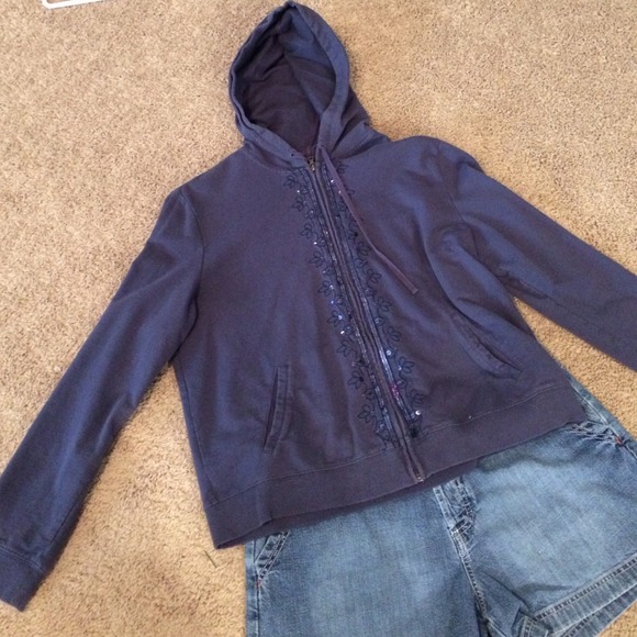 !!!!!!!!HP!!!!!!! Light weight zip up jacket.