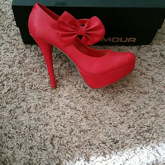 Red heels. With bow