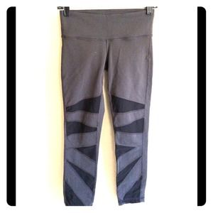 Lululemon Tech Mesh pants in size 4